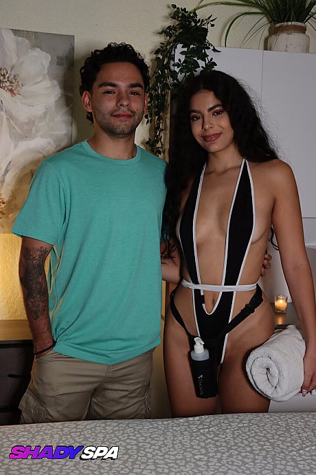 Shady Spa featuring Angel Gostosa XXX Pics - Image 14 of 21  in Pussy category   featuring Angel Gostosa 