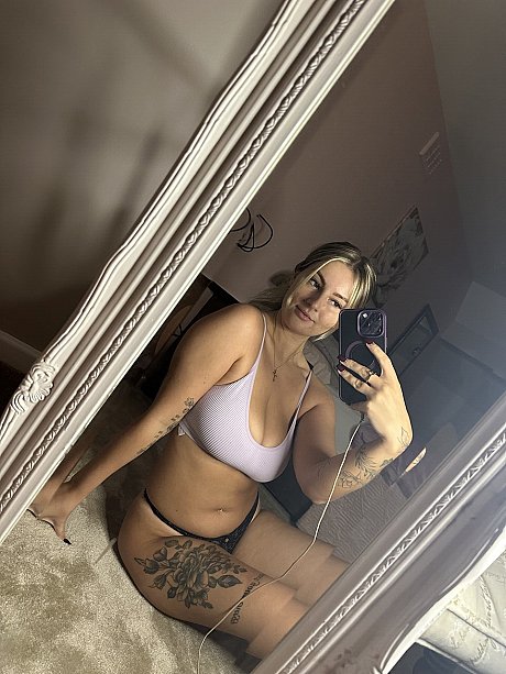 OnlyFans Its Sofia Bae Its Sofia Bae - Image 20 of 20  in Teen category   featuring Its Sofia Bae 