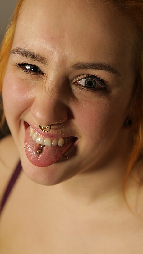 Ersties Sex Gallery - Image 12 of 20  in Outdoor category   featuring Victoria 