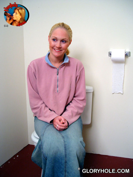 Blondy girl girlfriend lady Jamie sits on the toilet and swallows a ebony gloryhole rod - #436521