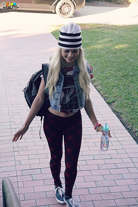 Lovely yellow-haired brat Elsa Jean gets poked after school by her stepdaddy - Image 2 of 21  in Pussy category   featuring Ryan Madison, Elsa Jean 