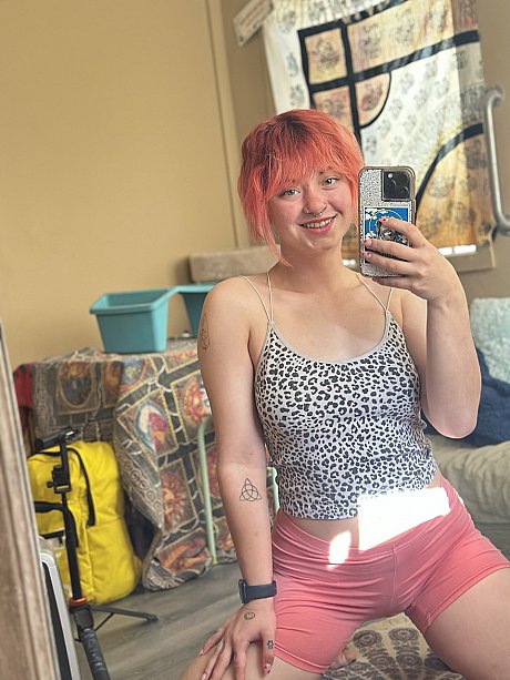 Pink-haired amateur whore ginger head Abby poses dressed up in the mirror - Image 3 of 12  in Amateur category  