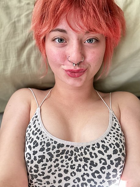 Pink-haired amateur whore ginger head Abby poses dressed up in the mirror - Image 7 of 12  in Amateur category  