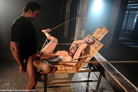 Sex And Submission performed by Satine Phoenix, Steven St Croix Hot Gallery - Image 5 of 21  in Big Clit category   featuring Satine Phoenix, Steven St Croix 