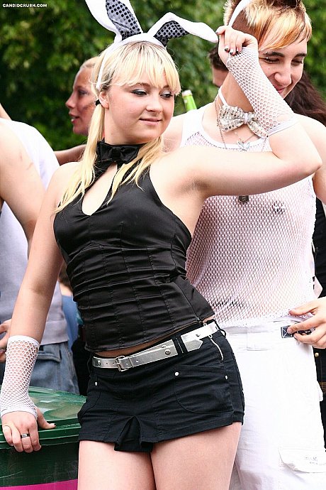 Candid shots of clothed teen girls doing their thing out in public - Image 7 of 16  in Outdoor category  