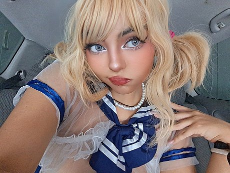 Gorgeous blonde Nerdy B flashes her gigantic boobs before fingering her vagina - Image 17 of 20  in Teen category   featuring Nerdy B 