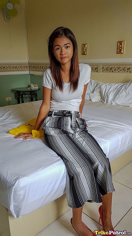 Filipina beauty Lyka Lucero takes a monster facial after sucking a meat in POV - Image 1 of 20  in Pussy category   featuring Lyka Lucero 