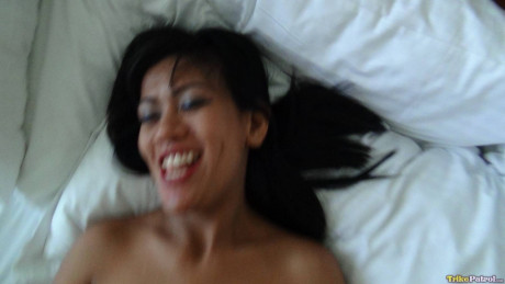 Filipina aAmateur Stella Malihan giving oral pleasure & fucking at a hotel - #708132