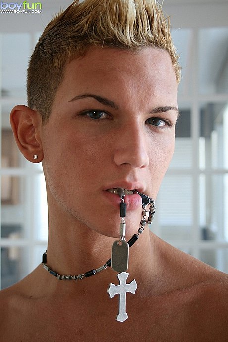 Husband boyfriend Fun featuring Prince Tyler Porn Images - Image 16 of 21  in Gay category  