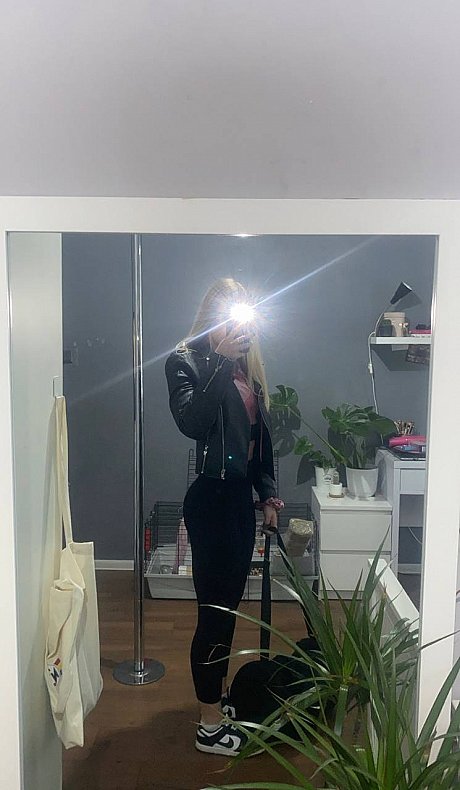 OnlyFans Your blonde Wiki Your blonde Wiki - Image 17 of 20  in Model category  