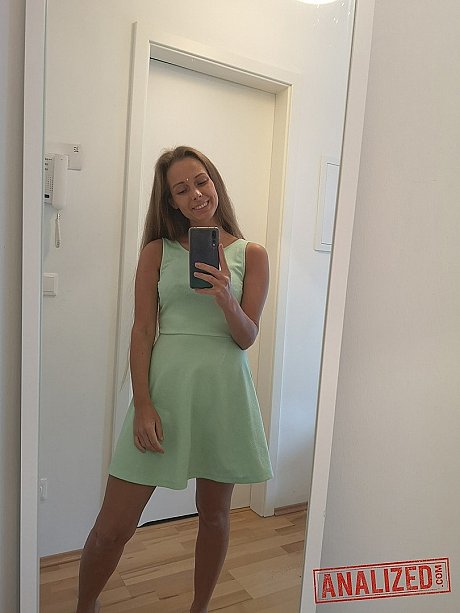 Stunning blondie Kinuski strips & shows her irresistibly shaved twat up close