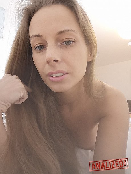 Stunning blondie Kinuski strips & shows her irresistibly shaved twat up close - Image 15 of 20  in Pussy category   featuring Kinuski 