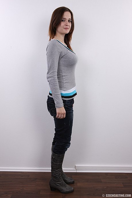 First timer with saggy melons and a shaved snatch stands naked after removing her c - Image 3 of 21  in Close Up category   featuring Tereza 