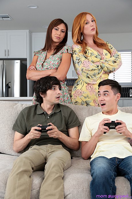 Lauren Phillips & Cassie Del Isla have group sex with gamer boys - Image 4 of 16  in Groupsex category   featuring Juan El Caballo Loco, Ricky Spanish, Lauren Phillips, Cassie Del Isla 