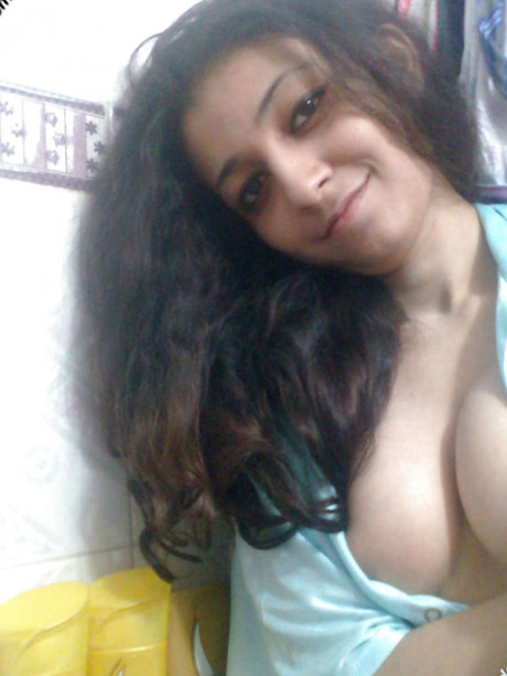 Indian solo girl girl girl holds her face firm while letting nipples free of underwear - #366382