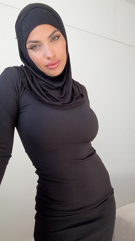 OnlyFans Leila Onyx nude Photos - Image 11 of 11  in Model category  