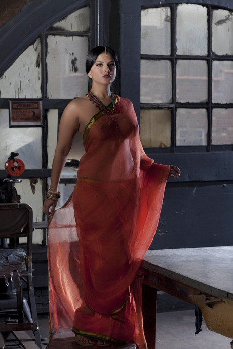 Busty solo bitch GF woman Sunny Leone models solo in see thru Indian attire