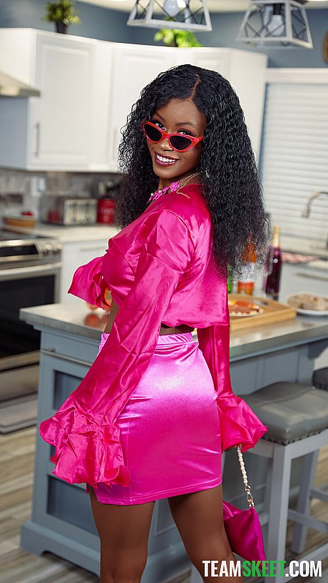 Team Skeet starring Aradia, Bella Nova, Decay Raee, elise london undressed XXX - Image 6 of 21  in Teen category   featuring Bella Nova, Thea Summers, Summer Renee, Luna Baby, Elise london, Satine Summers, Jezabel Vessir, Isabella Jules, Lucy Lotus, Aradia, Raven Lane, Decay Raee, Lexy Blaze 