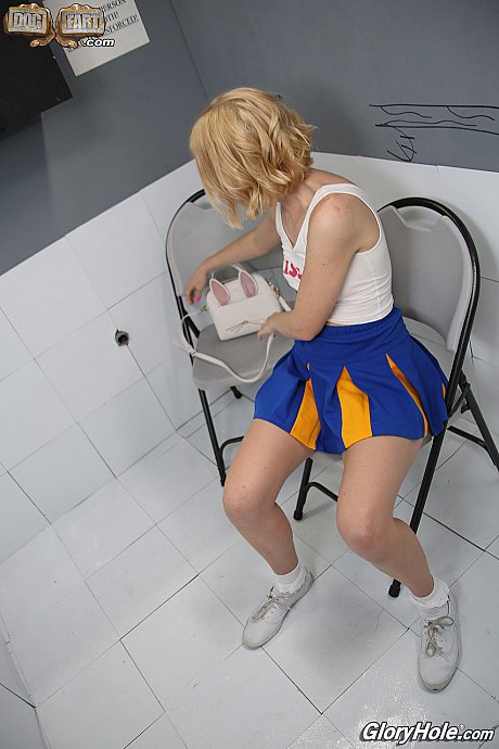 Blondie Chloe Couture blows & fucks a BBC & takes a facial through a gloryhole - Image 6 of 21  in Teen category   featuring Chloe Couture 