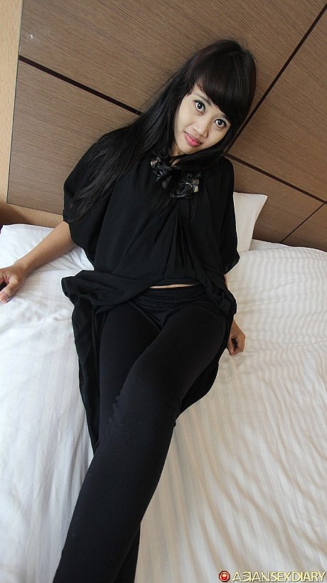 Pregnant oriental babe Anita gets pounded by a stranger in a hot POV session - Image 3 of 21  in Pussy category   featuring Anita 