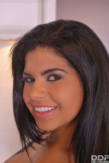 Ravishing chubby lesbians Kesha Ortega & Sheila Ortega suck vagina - Image 1 of 20  in Latina category   featuring Sheila Ortega, Kesha Ortega 