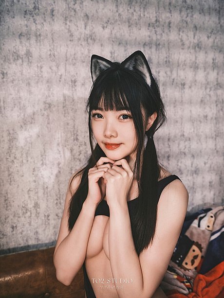 To2 Studio - Image 8 of 11  in Pussy category  