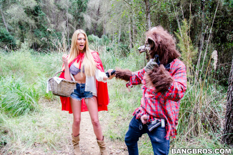 Yellow-haired Red Riding Hood Lexi Lowe bares her huge natural tits for the bad wolf - #26381