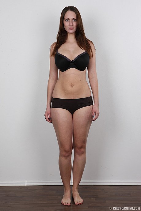 Amateur model Tereza undresses to model in the undressed for first time - Image 7 of 20  in Pussy category   featuring Tereza 