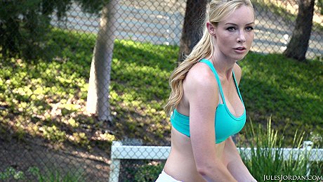 Blonde MILF with perky nips Kayden Kross gets her twat filled with male rod - Gallery #25830