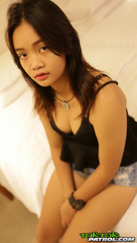 Pretty chinese babe Apple P shows her hairy vagina while enjoying POV sex - #1113841