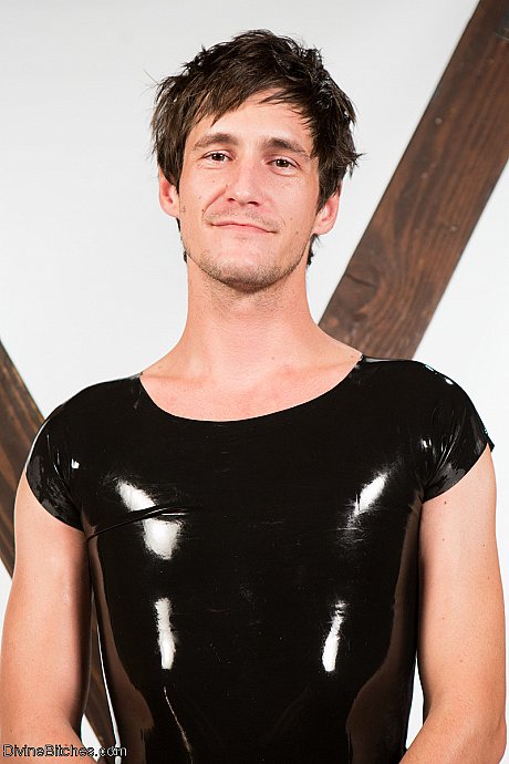 Latex-clad femdom Helena Locke pegs her slave and makes him worship her feet - Image 1 of 20  in Amateur category   featuring Tony Orlando, Helena Locke 