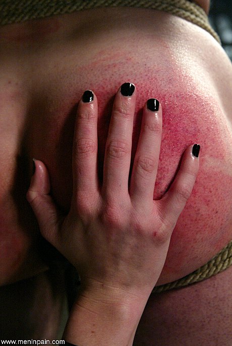 Males In Pain featuring Deja Daire, Michael Sex Photos - Image 10 of 21  in Skirt category   featuring Michael 