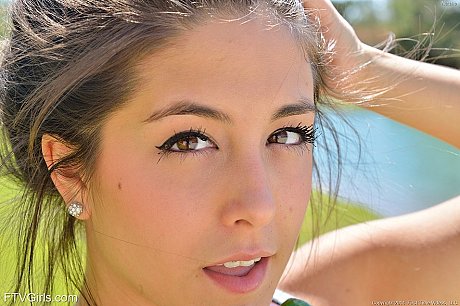 Athletic brunette bombshell slides a cucumber deep inside of her snatch - Image 14 of 16  in Dildo category   featuring Natalie Monroe 