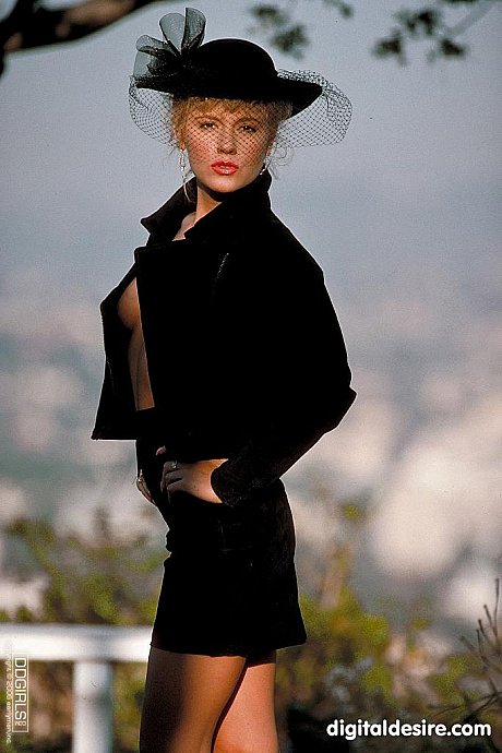 Digital Desire performed by Desirey Porn Images - Image 2 of 20  in Model category   featuring Desirey 