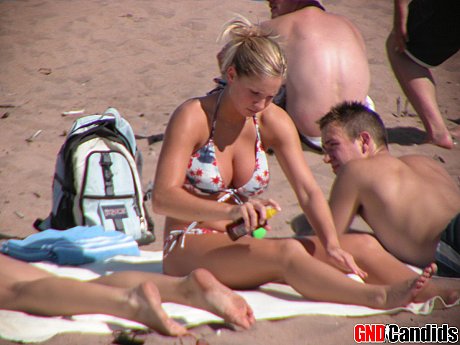 Candid snaps of amateur sluts wearing bikinis on public beaches - Image 10 of 12  in Amateur category  