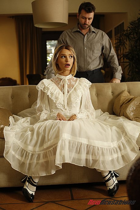 Pretty yellow-haired Emma Hix gets down on her knees for a cumshot after slutty sex - Image 7 of 20  in Skirt category   featuring James Deen, Emma Hix