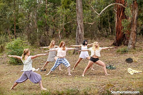 Pretty Australian ladies practicing yoga in their hot outfits in nature - Gallery #22386