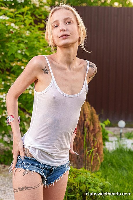Slender European teenie Tea Mint flaunts her tiny tits and masturbates outdoors - Image 4 of 20  in Outdoor category   featuring Tea Mint 