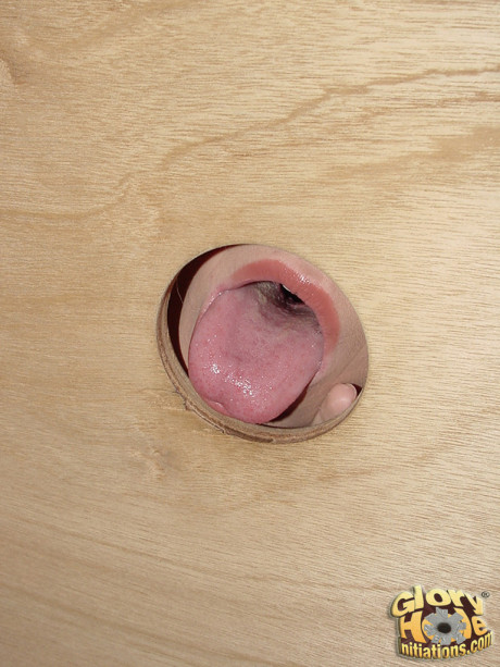 Summer charming knows how to use gloryhole and swallows meat sticking out of it - #1355142