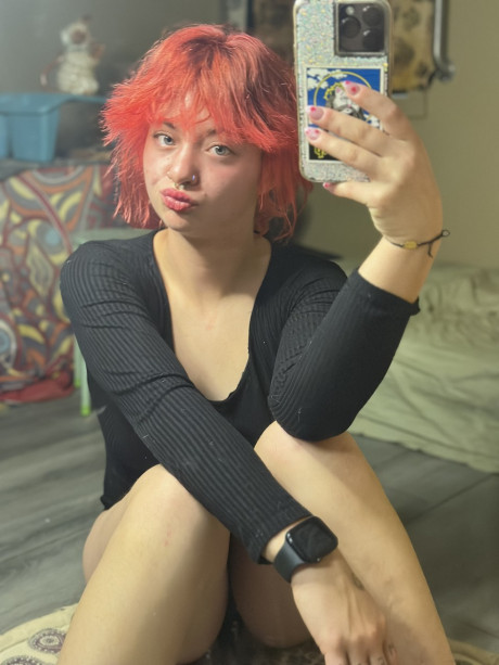 OnlyFans skank redhead Abby exposing her massive booty in the mirror - #1463973