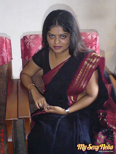 Indian solo whore girlfriend woman Neha stands totally nude after disrobing in bedroom - Image 2 of 15  in Legs category   featuring Neha 