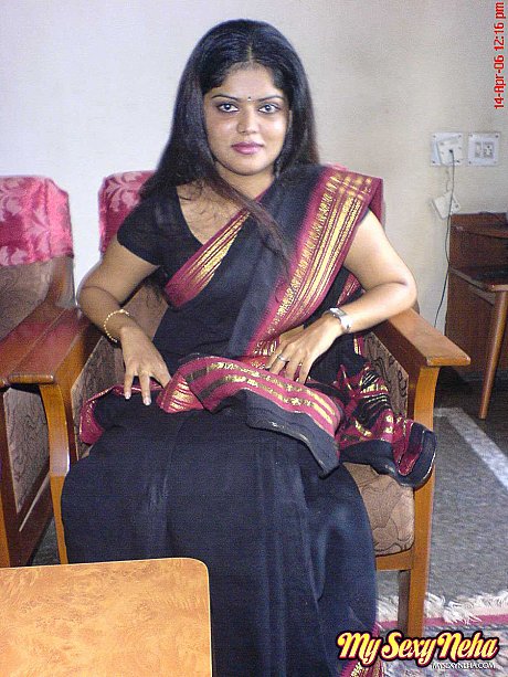Indian solo whore girlfriend woman Neha stands totally nude after disrobing in bedroom - Image 4 of 15  in Legs category   featuring Neha 