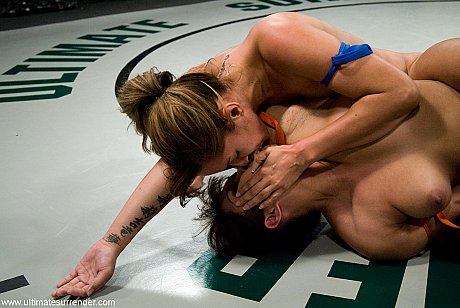 Ultimate Surrender performed by DragonLily, Gwen Diamond naked Pics - Image 2 of 21  in Lesbian category   featuring Isis Love, DragonLily, Gwen Diamond 