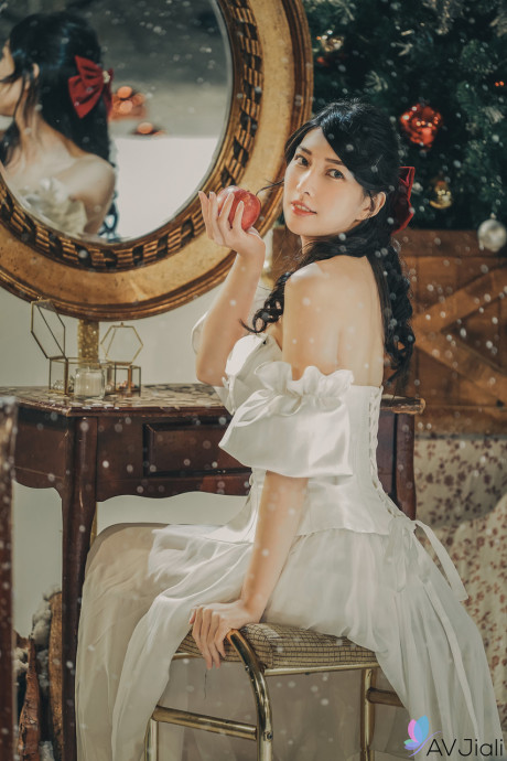 Pretty asian babe Jiaxin loves some doggystyle sex in a dramatic cosplay scene - #1366970