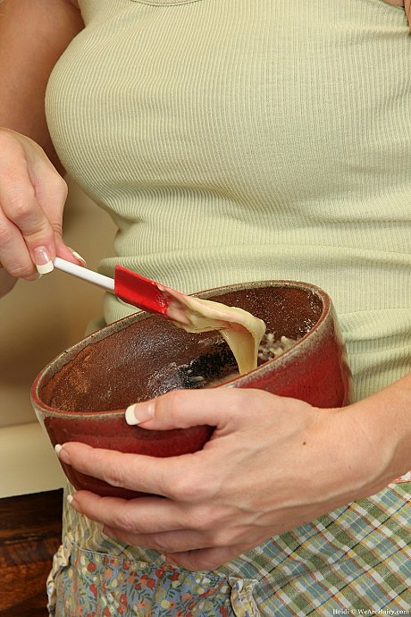 Fresh teen housewife Heidi strips and shows off her bushy snatch while baking a cake - Image 1 of 21  in Close Up category   featuring Heidi 