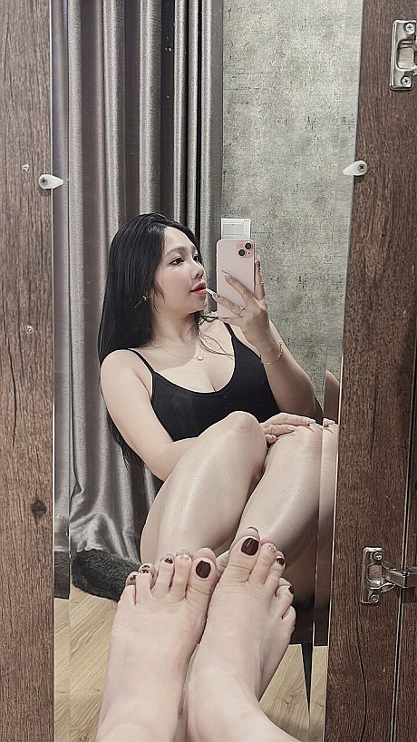 OnlyFans cutie Yumi VIP Sex Pics - Image 17 of 20  in Ass category  