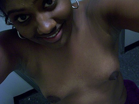 Ebony young Paris takes selfies while showing her gigantic ass & puffy nipples - Image 19 of 20  in Babe category  