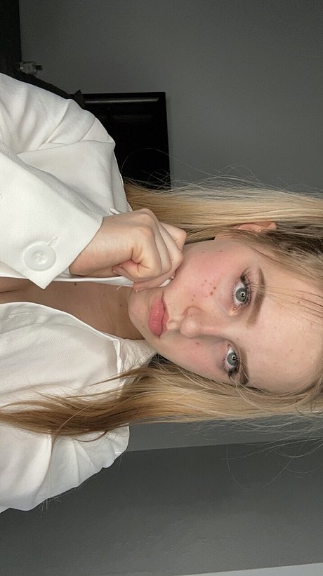 OnlyFans Madison Rose XXX Photos - Image 7 of 10  in Model category  