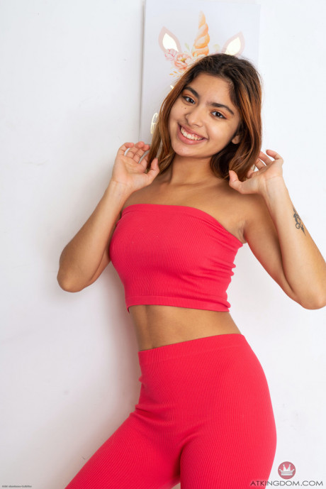 Amateur teenie Hazel Heart shows her adorable ass and hot melons in a solo - #1329919