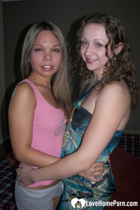 Attractive amateur college girls eating each other's twats in a sixty-niner - #663055